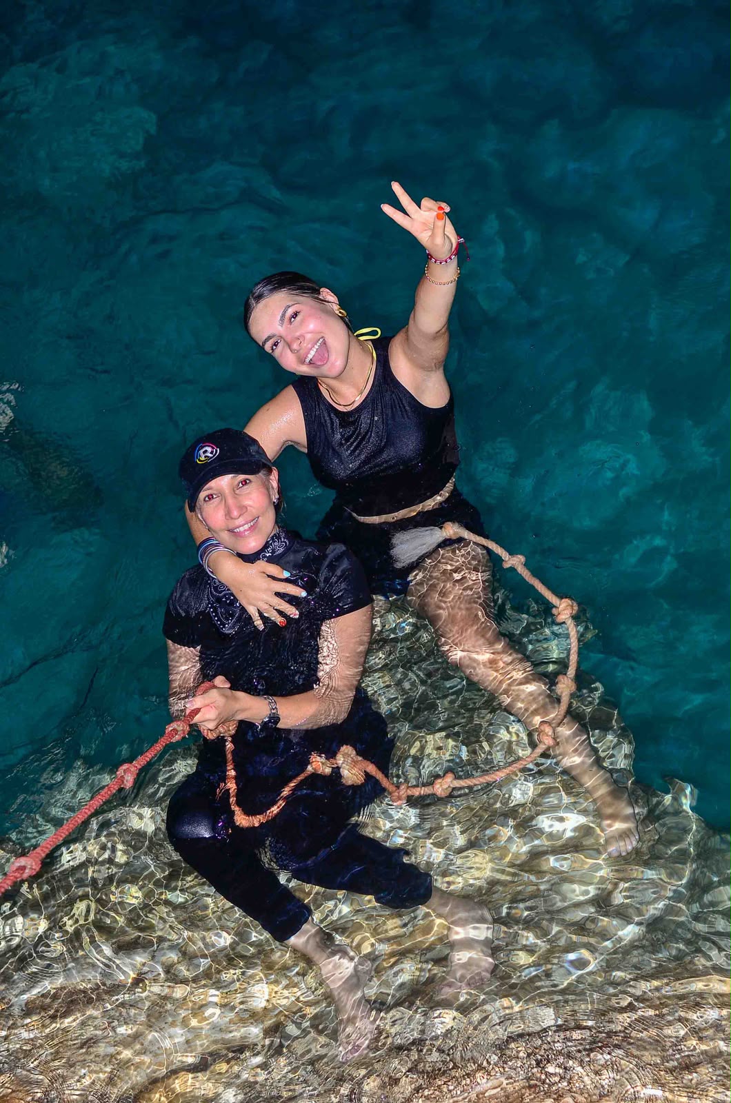 Hoyo Azul & Cenote Las Ondas